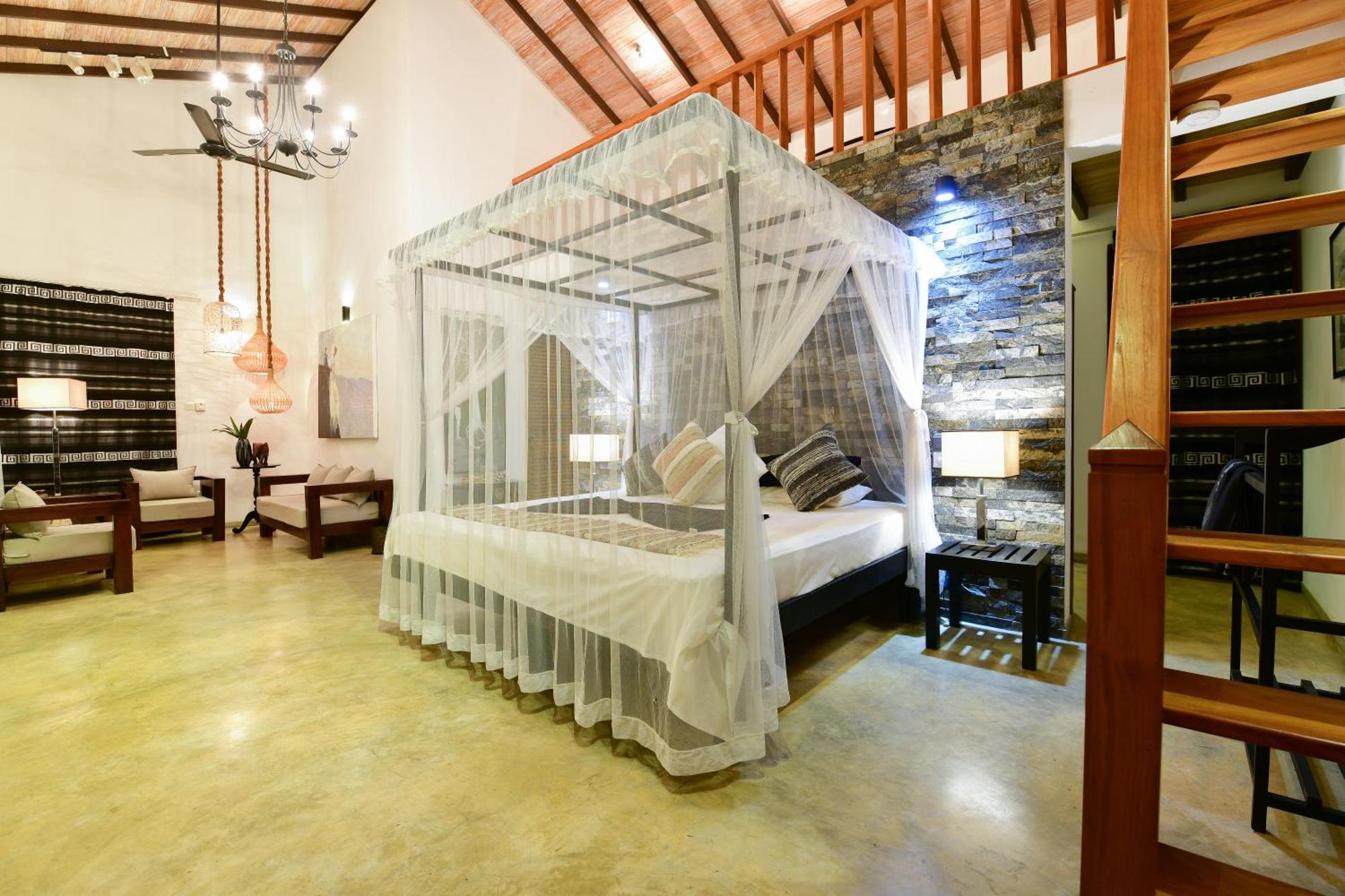Tropical House - Jungleside Villa Hikkaduwa Room photo